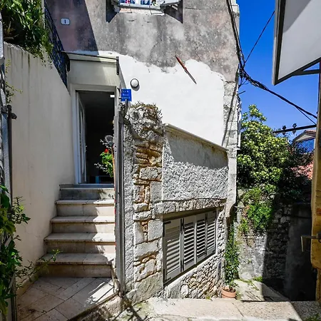 Stube Old Town With Balcony * Rovinj